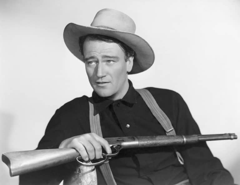 Despite having seven children, John Wayne was buried privately, and his grave remained unmarked for twenty years.